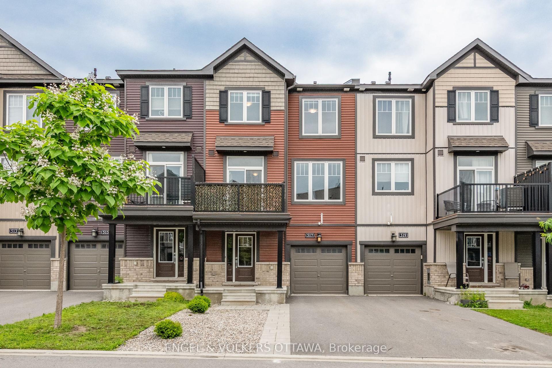 517 Galmoy Way — photo 1