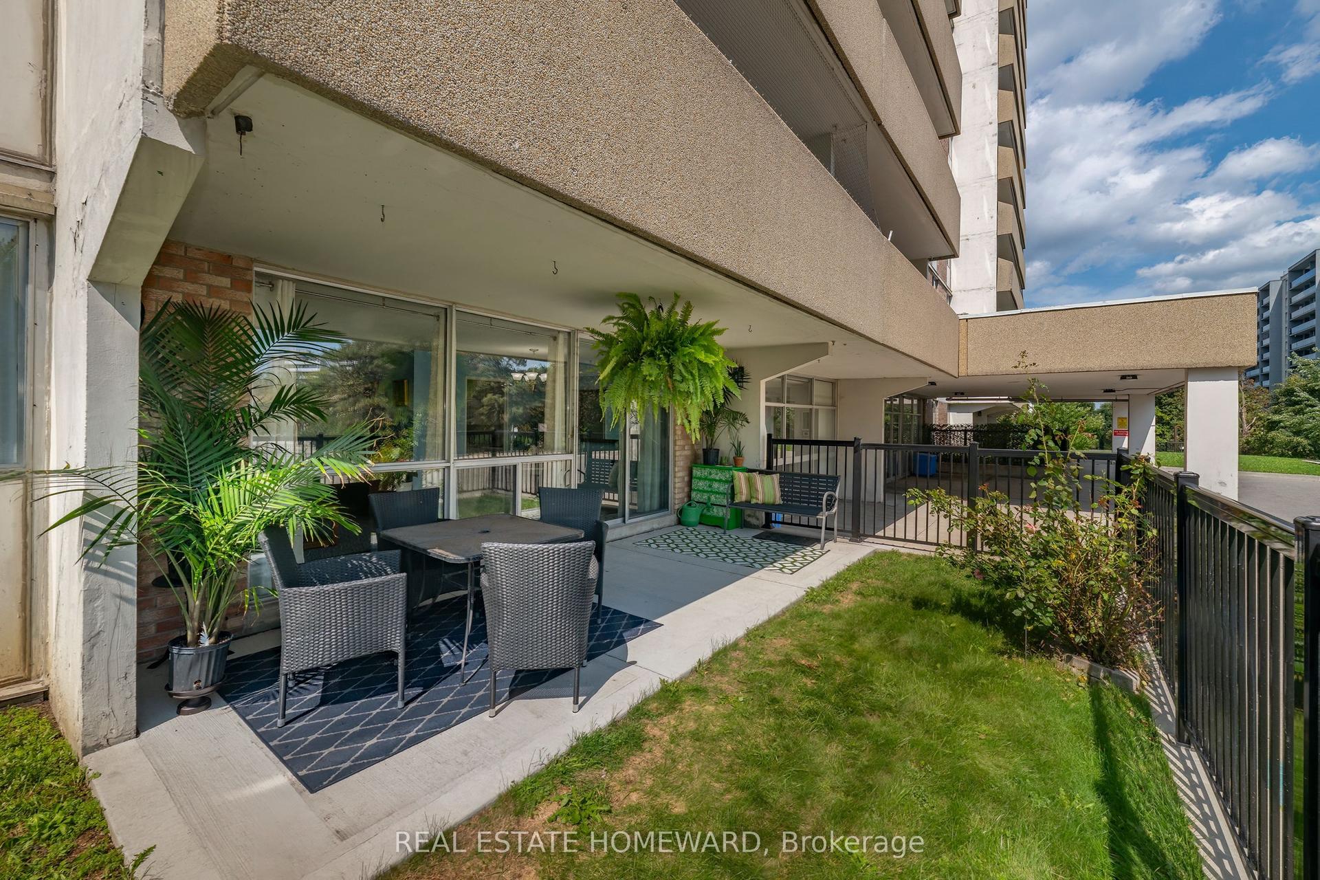 120 Dundalk Drive 105 #105, Toronto — Condo for sale, photo 1