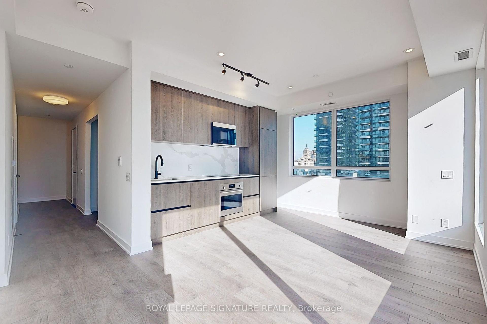 108 Peter Street 1506 #1506 — photo 1