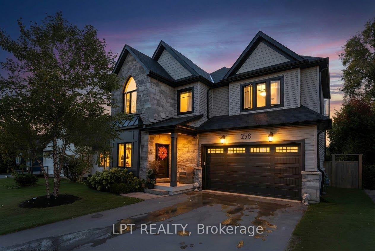 258 Andrew Street — photo 1