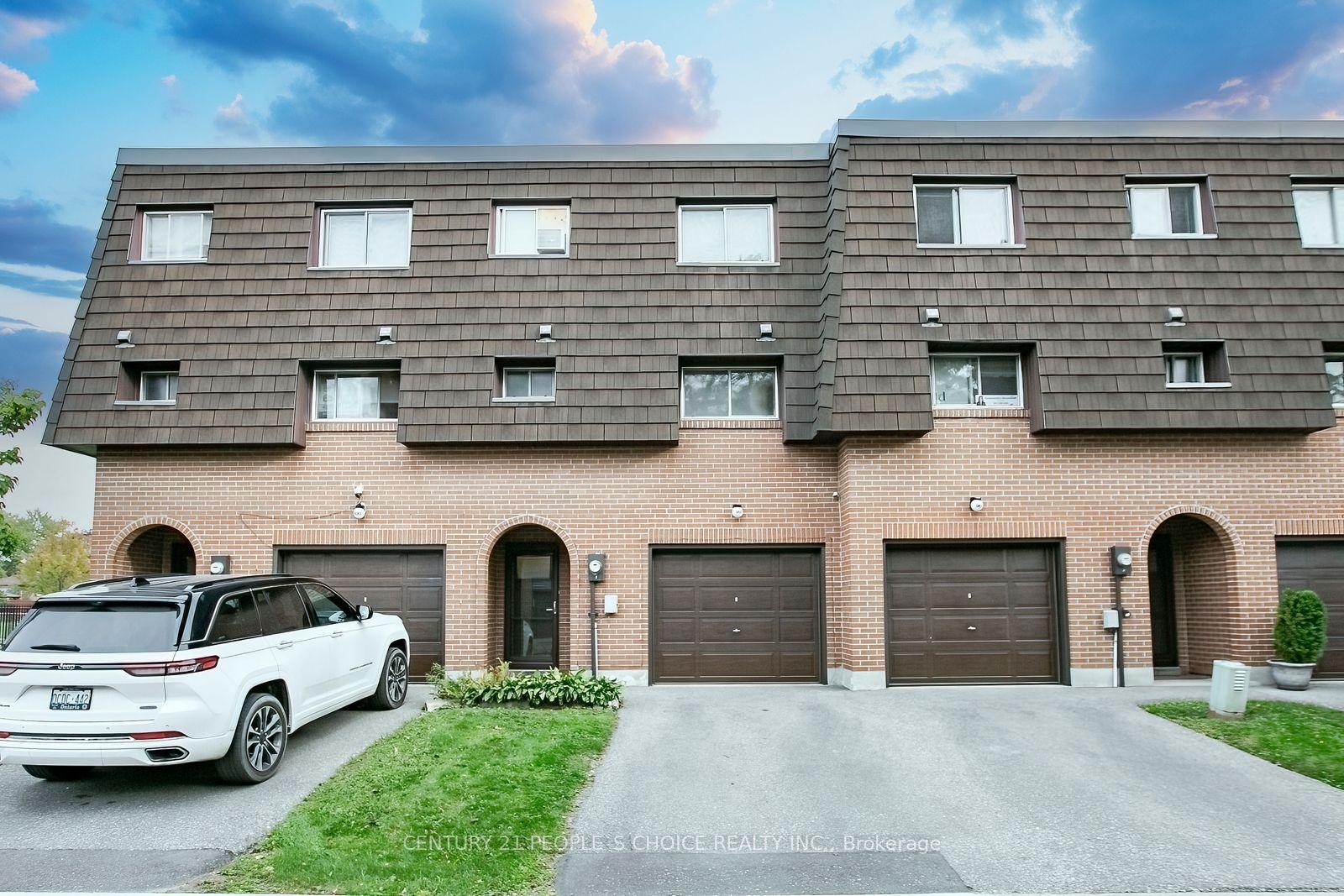 98 Darras Court, Brampton — Condo Town for sale, photo 1