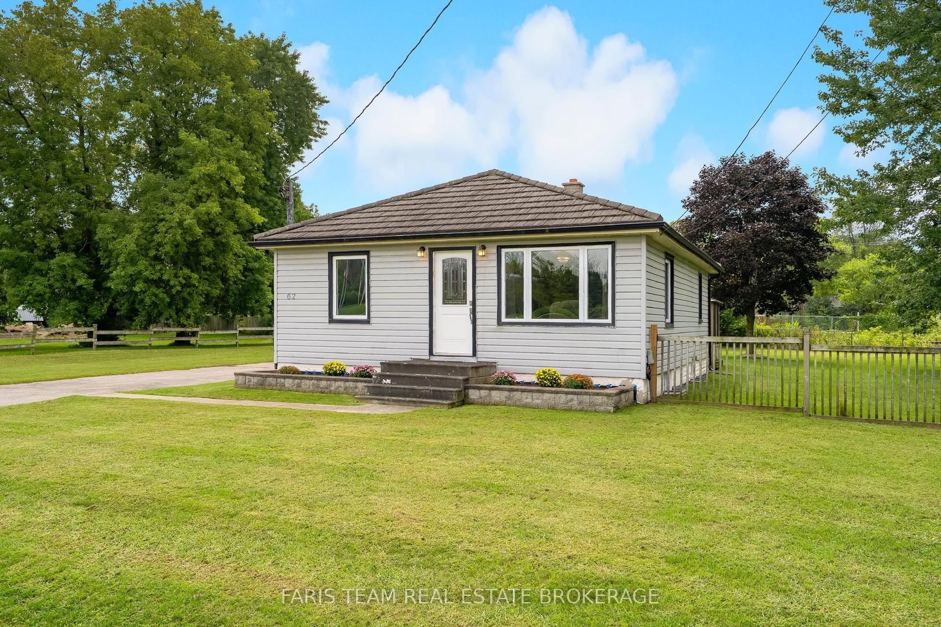 62 Toll Road, East Gwillimbury — Detached for sale, photo 1