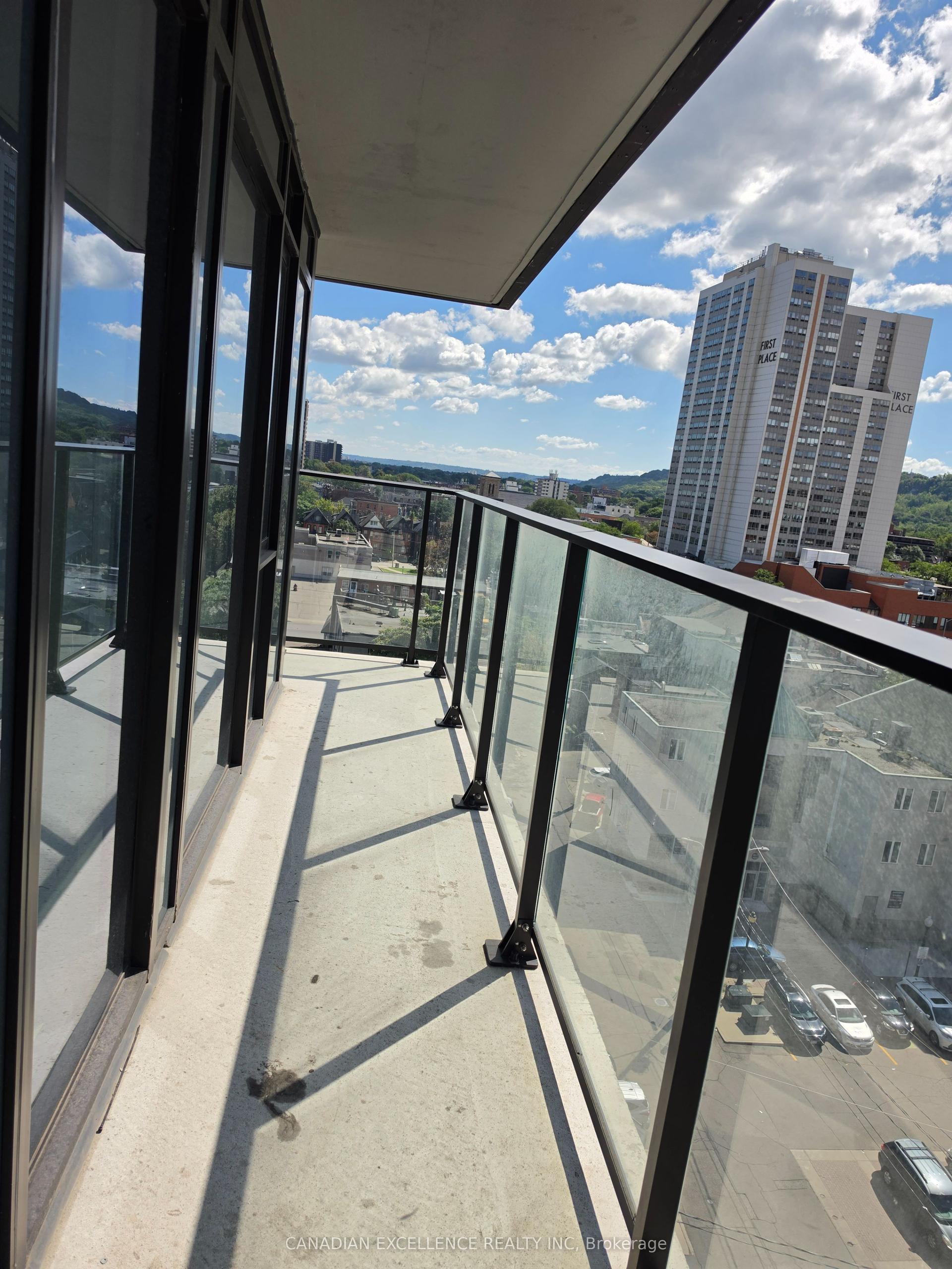 1 Jarvis Street 927 #927, Hamilton — Condo for lease, photo 1