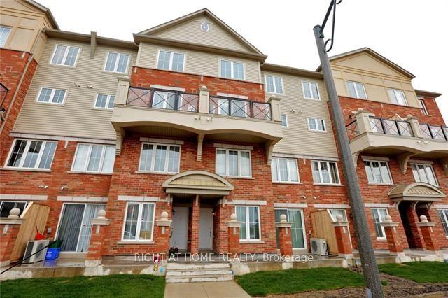 2484 Post Road 3 #3, Oakville — Condo Town for lease, photo 1