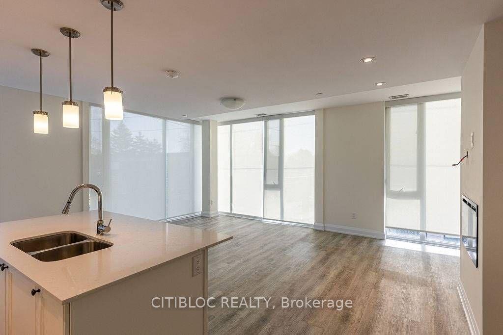 200 Woodbine Avenue 301 #301, Toronto — Condo for lease, photo 1