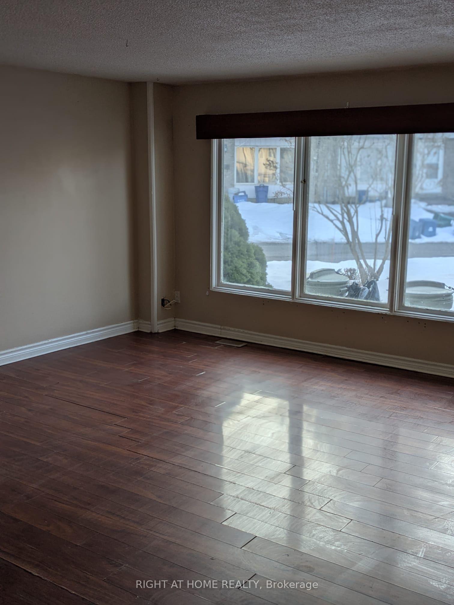 529 Parkview Crescent 12 #12, Cambridge — Condo Town for lease, photo 1