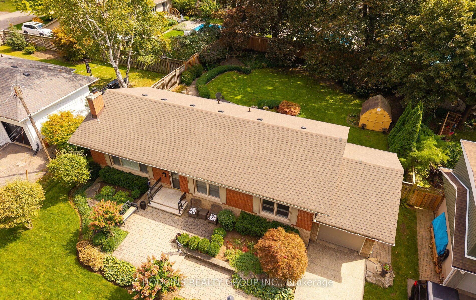 4334 Spruce Avenue, Burlington — Detached for sale, photo 1