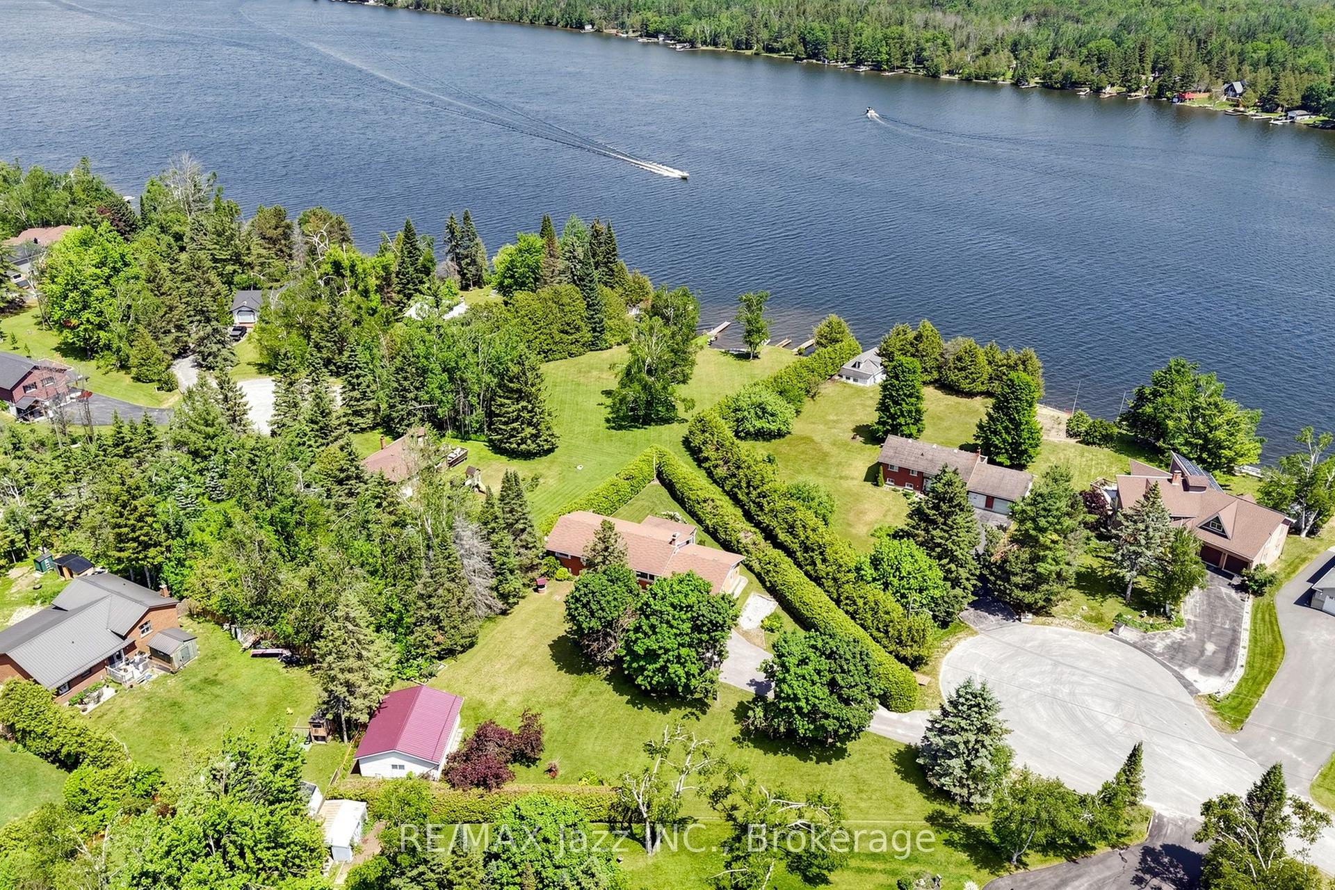 15 Beavers Lane, Kawartha Lakes — Detached for sale, photo 1