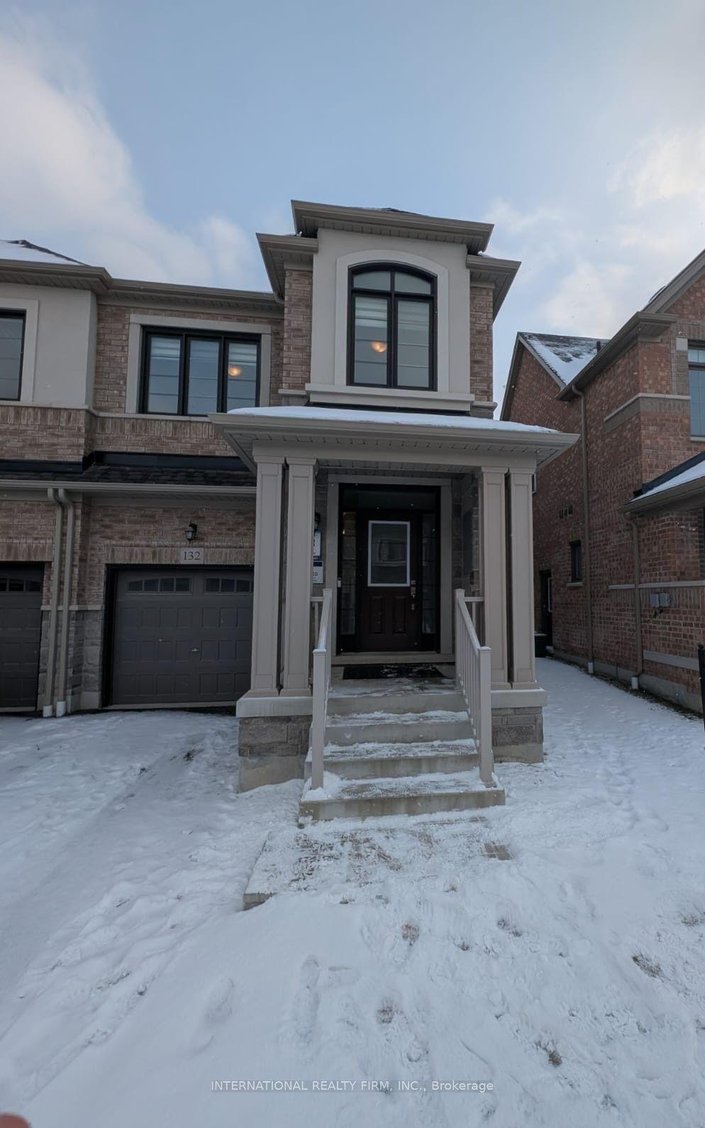 132 Laing Drive, Whitby — Semi-Detached for lease, photo 1