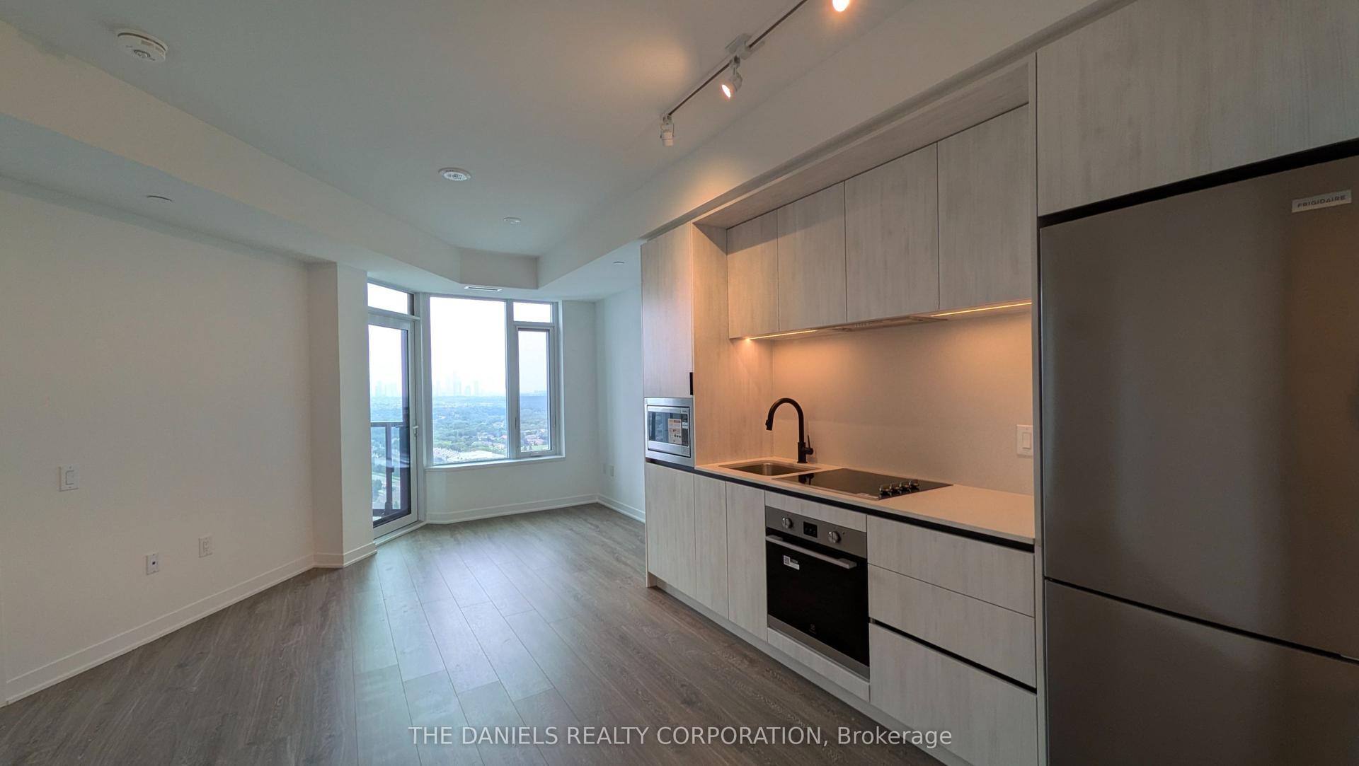 2495 Eglinton Avenue E 2401 #2401, Mississauga — Condo for sale, photo 1