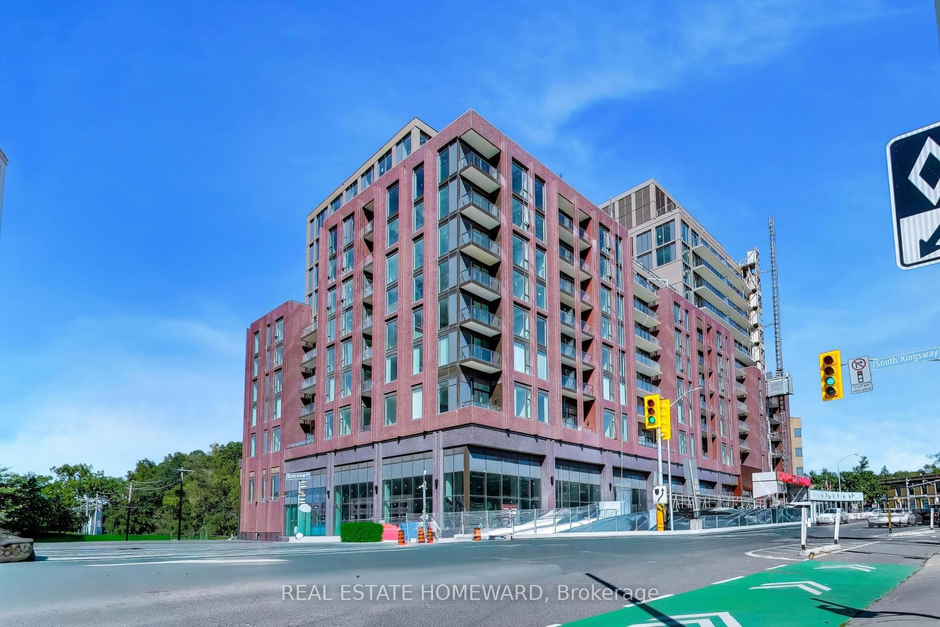 2450 Bloor Street W 304 #304, Toronto — Condo for lease, photo 1