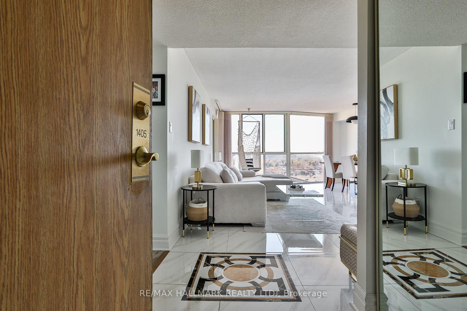 1360 Rathburn Road E 1405 #1405 — photo 1