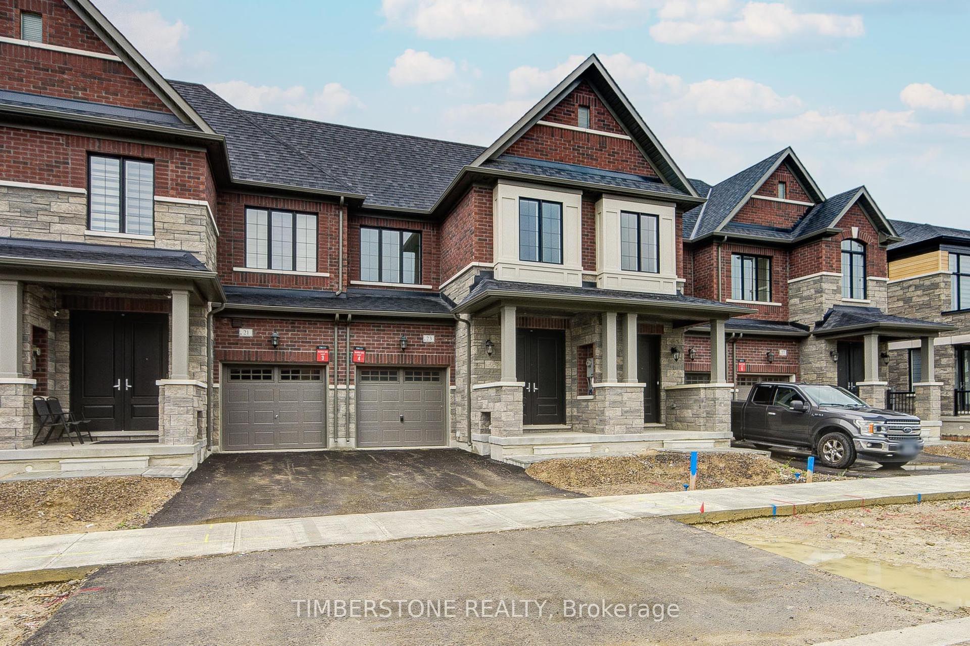 23 Boswell Drive, Brampton — Townhouse for sale, photo 1