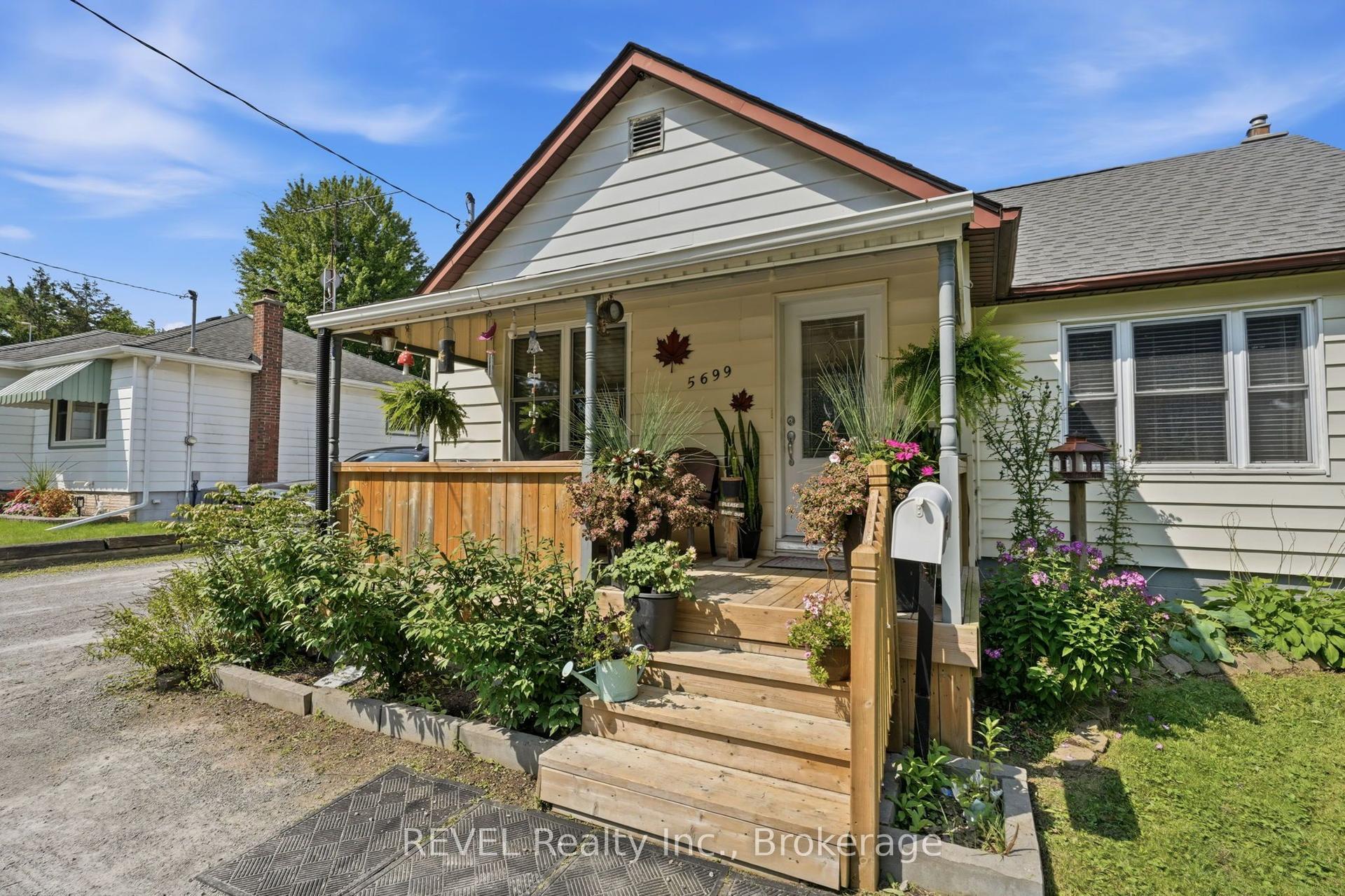 5699 Montrose Road, Niagara Falls — Detached for sale, photo 1