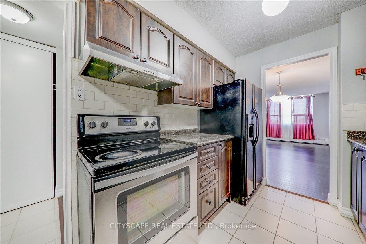 25 Sunrise Avenue #914 ##914, Toronto — Condo for lease, photo 1