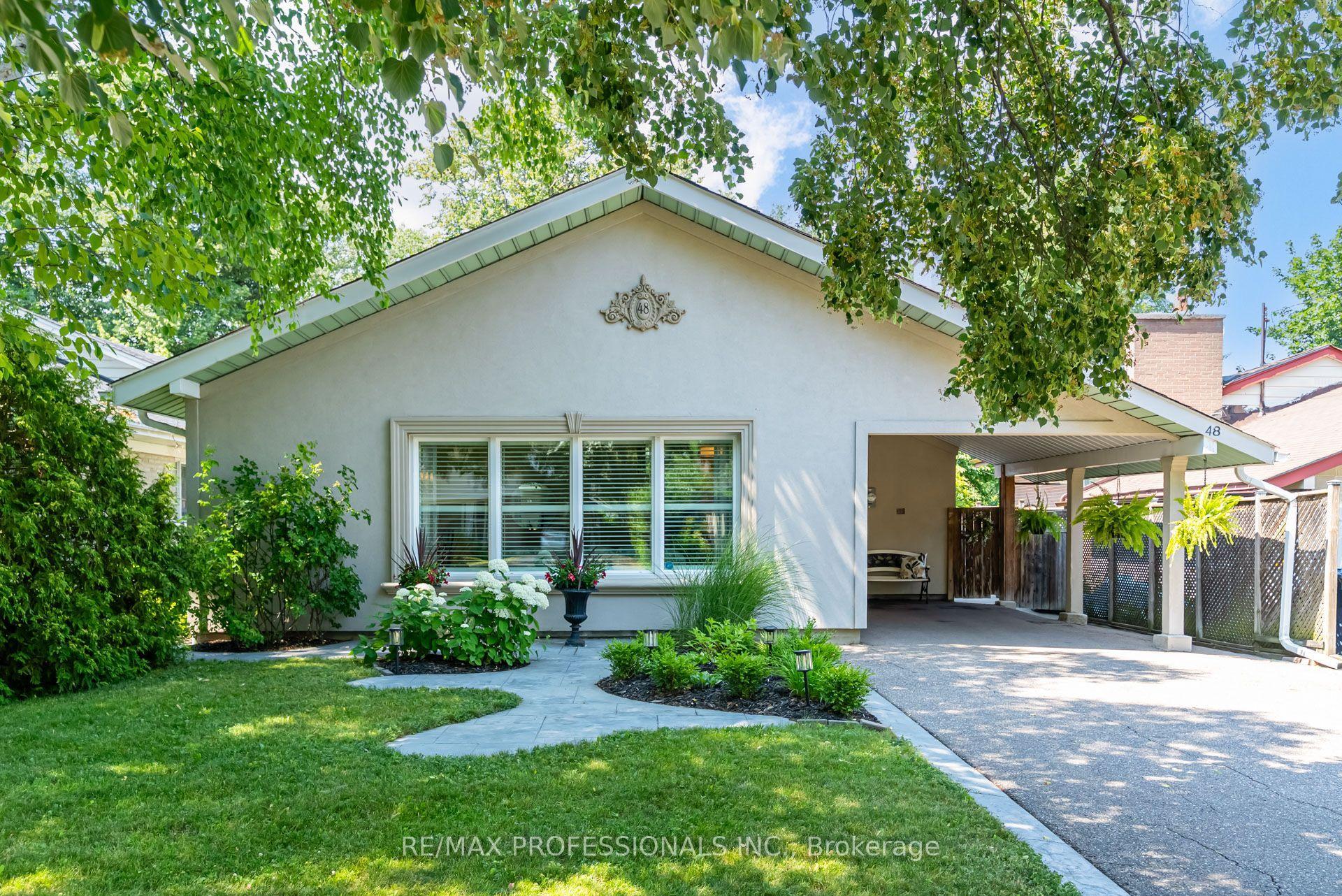 48 Genthorn Avenue, Toronto — Detached for sale, photo 1
