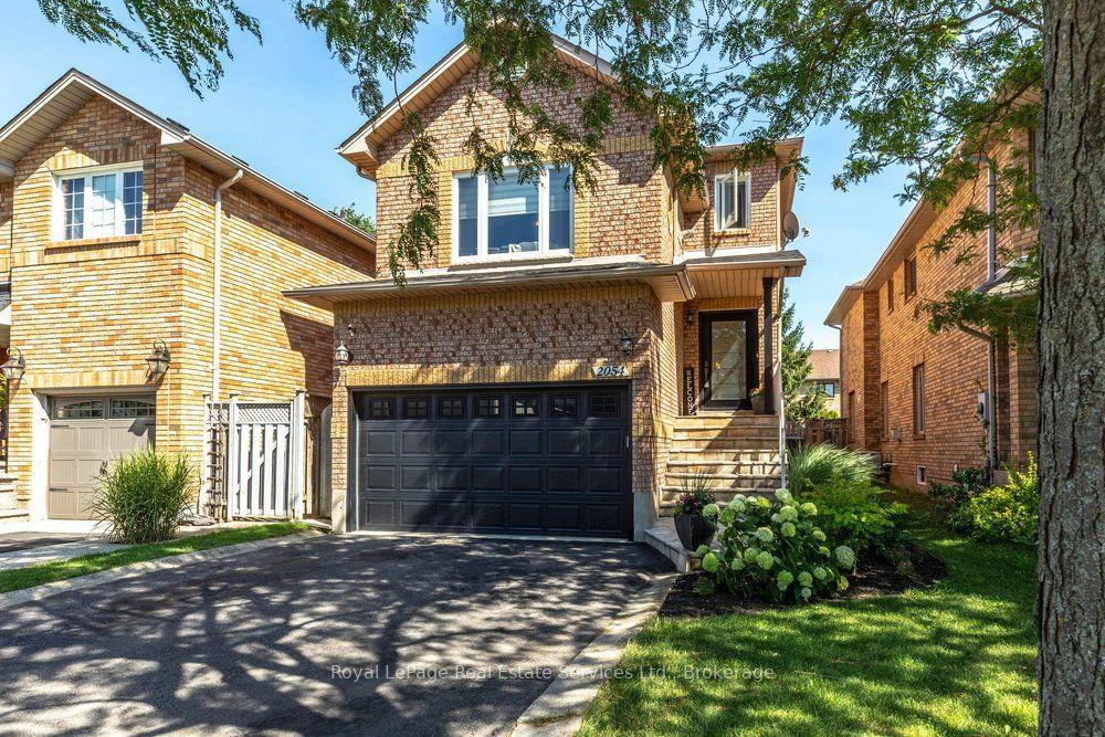 2054 Westmount Drive, Oakville — Detached for sale, photo 1