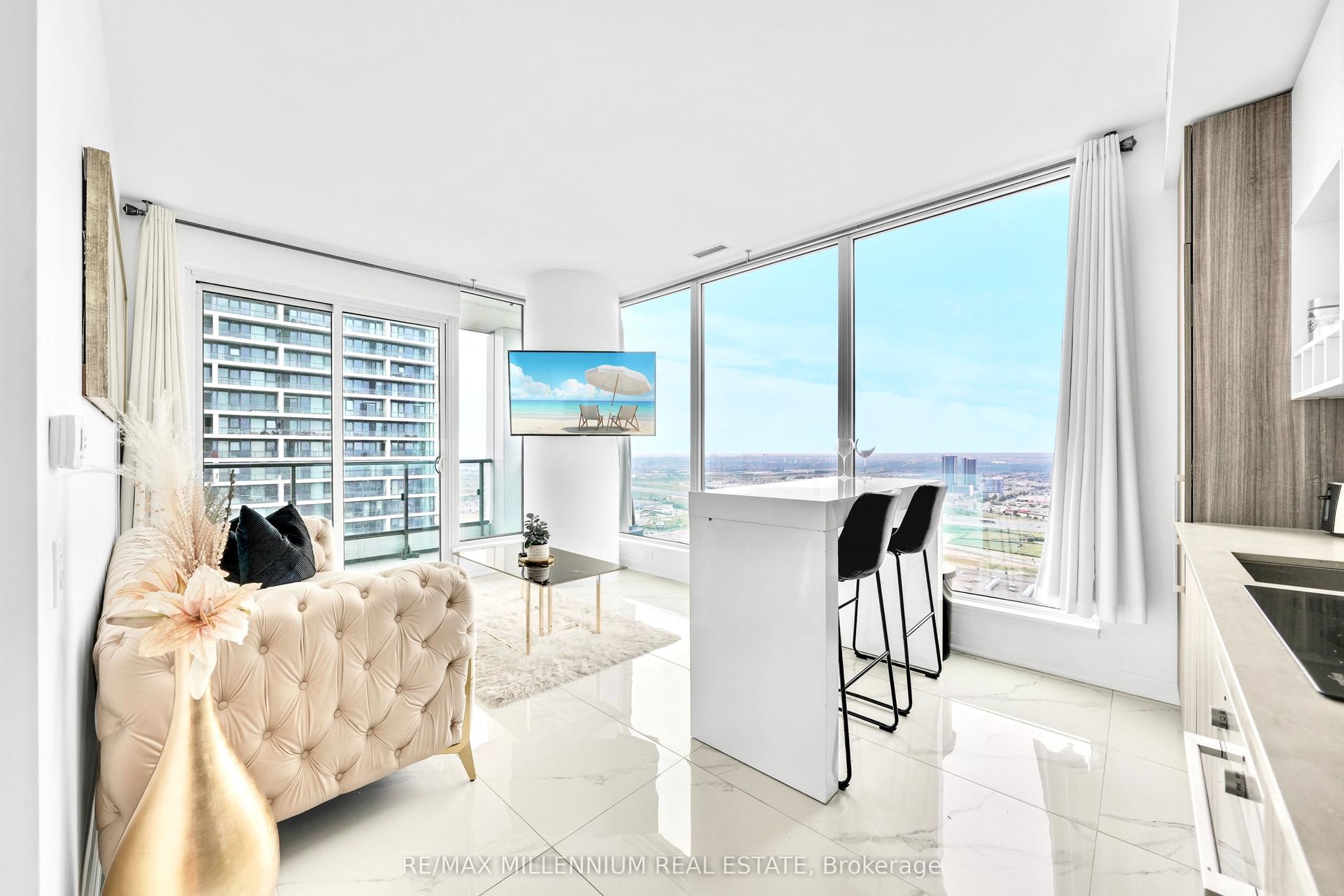 898 Portage Parkway 4109 #4109, Vaughan — Condo for lease, photo 1