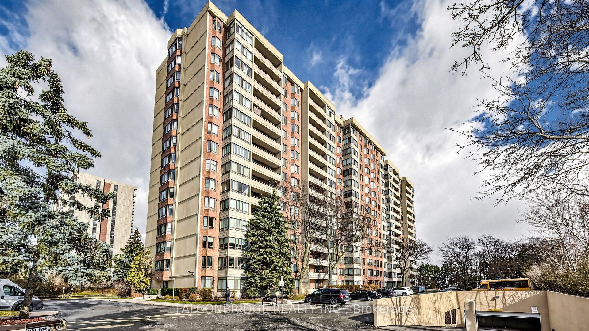 5 Lisa Street 203 #203, Brampton — Condo for sale, photo 1