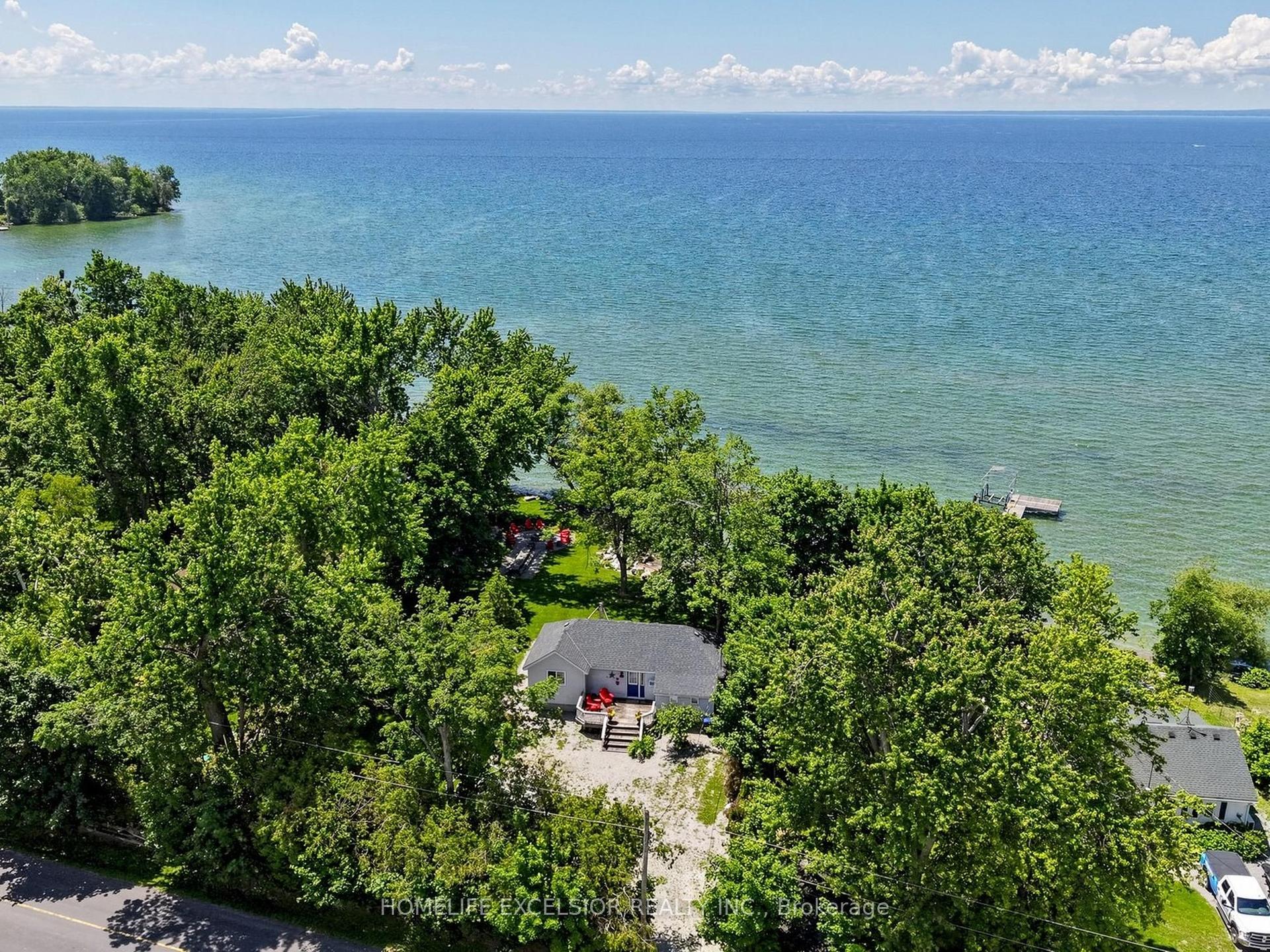 2156 Lakeshore Drive — photo 1