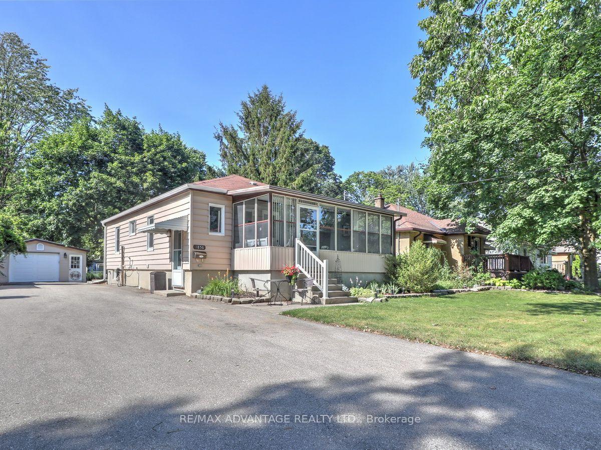 1856 PARK Avenue, London East — Detached for sale, photo 1