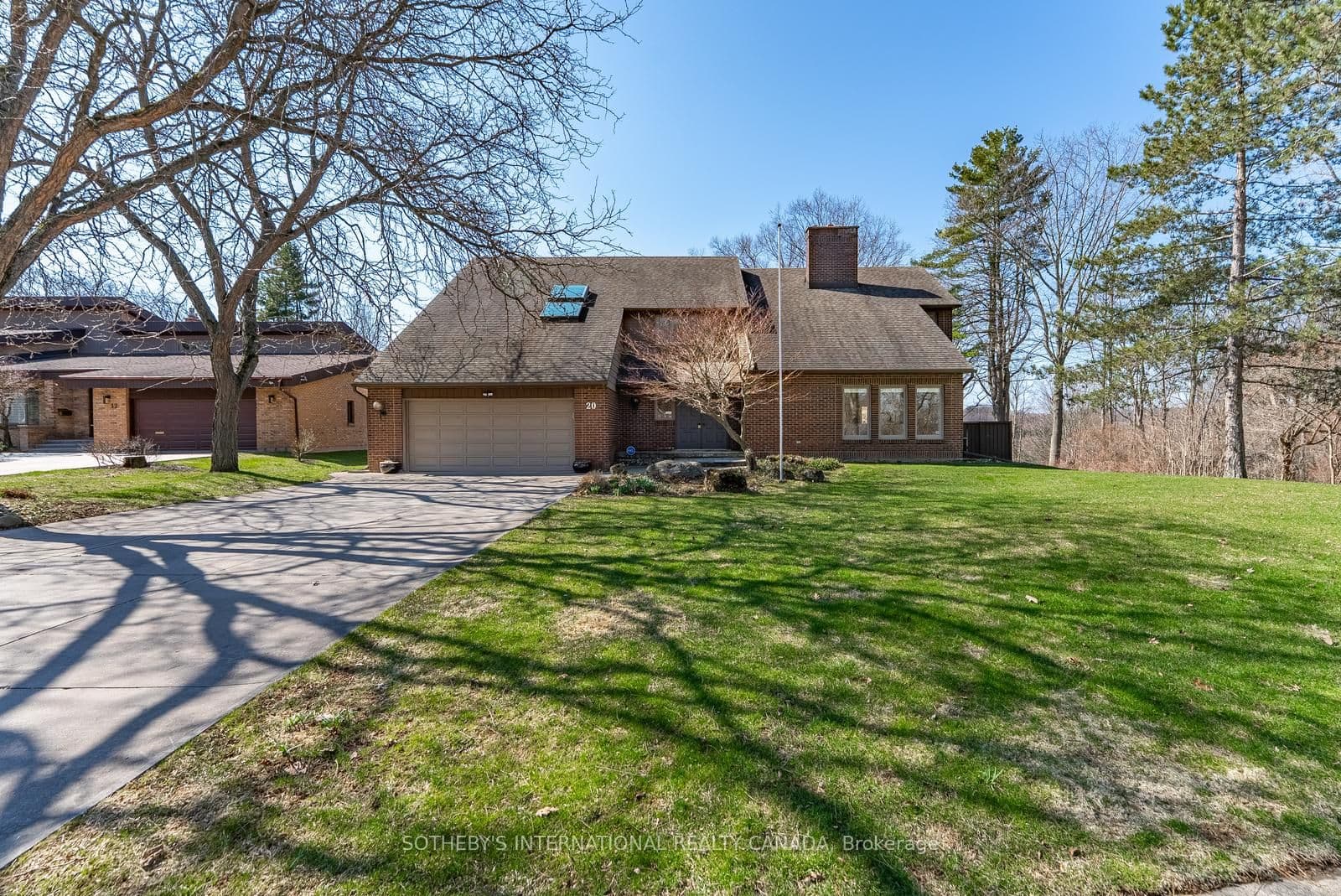 20 Ridgeview Court — photo 1