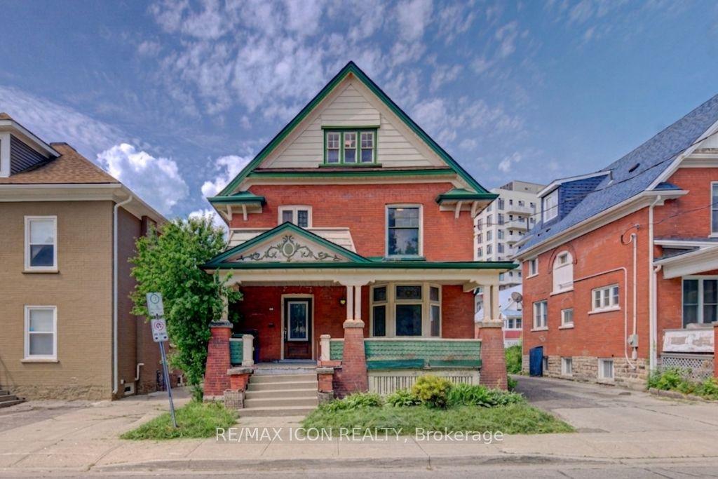59 Irvin Street — photo 1