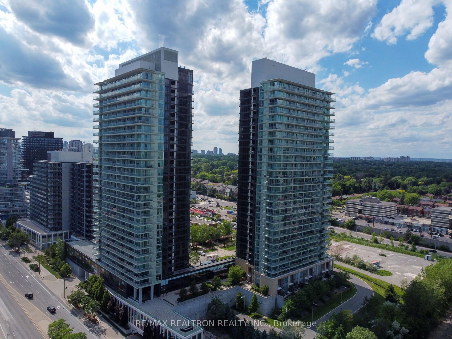29 Singer Court 510 #510 — photo 1