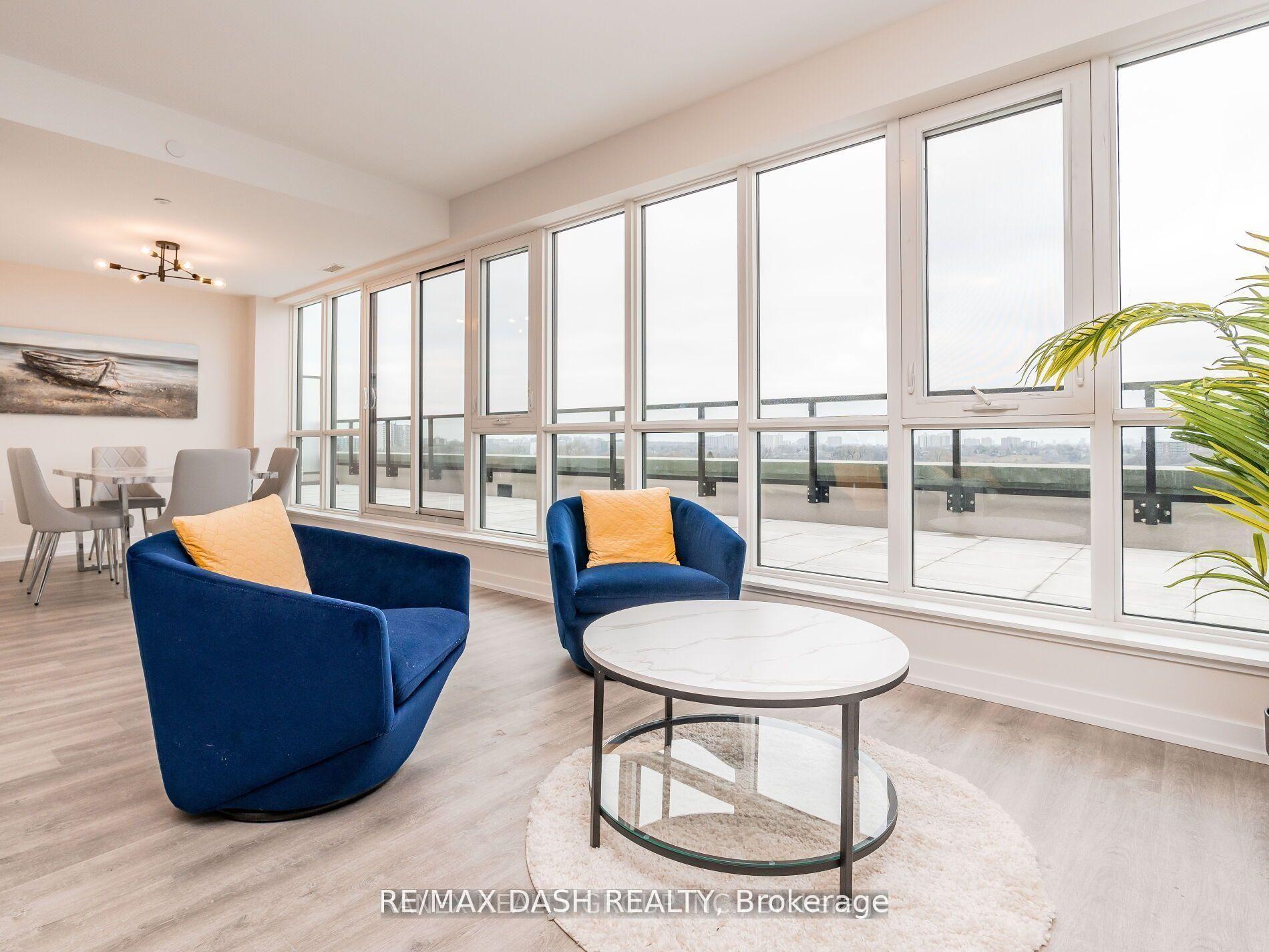 2300 St. Clair Avenue W 723 #723, Toronto — Condo for lease, photo 1