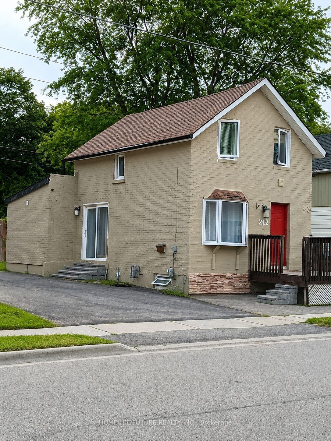 212 Court Street, Oshawa — Detached for sale, photo 1