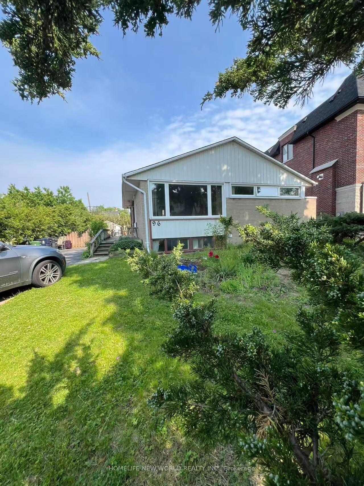 96 Berkinshaw Crescent, Toronto — Detached for lease, photo 1