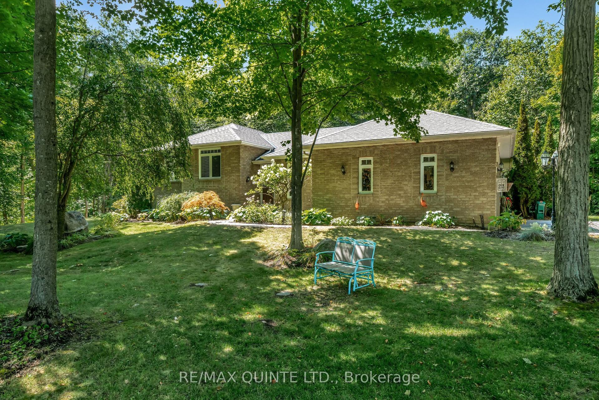 291 Colonial Drive — photo 1