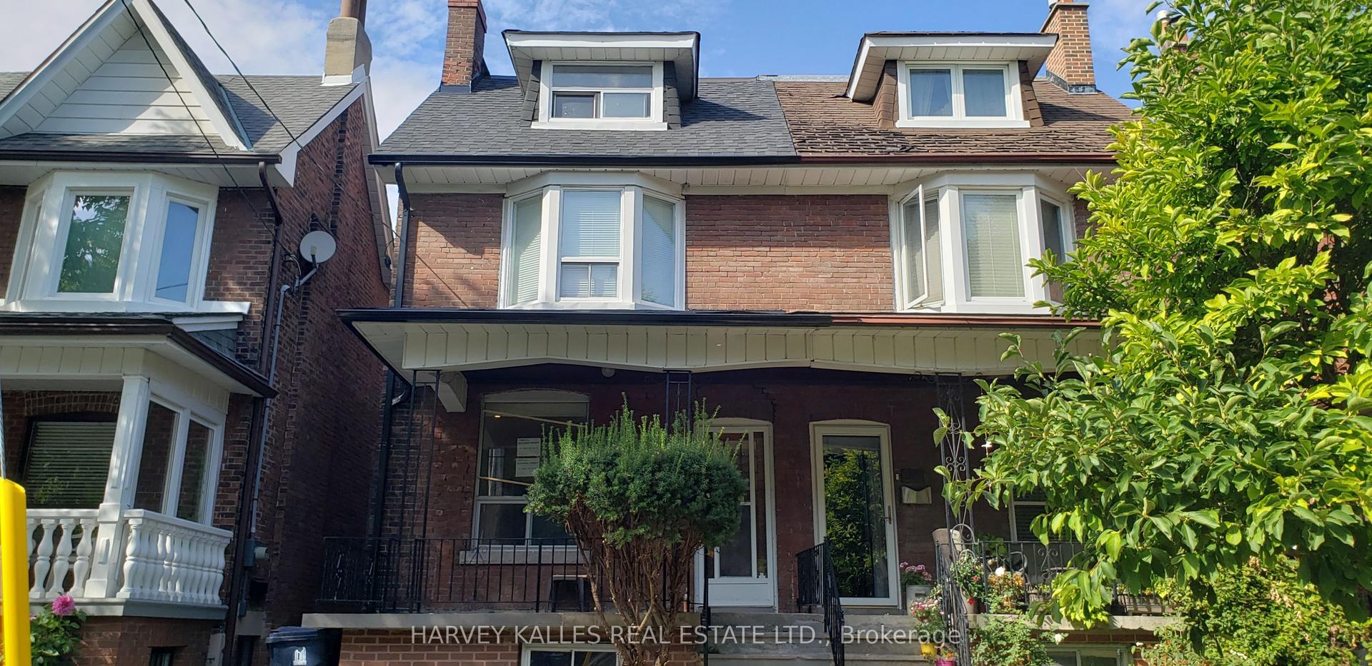 226 Ashworth Avenue Upper #Upper, Toronto — Semi-Detached for lease, photo 1