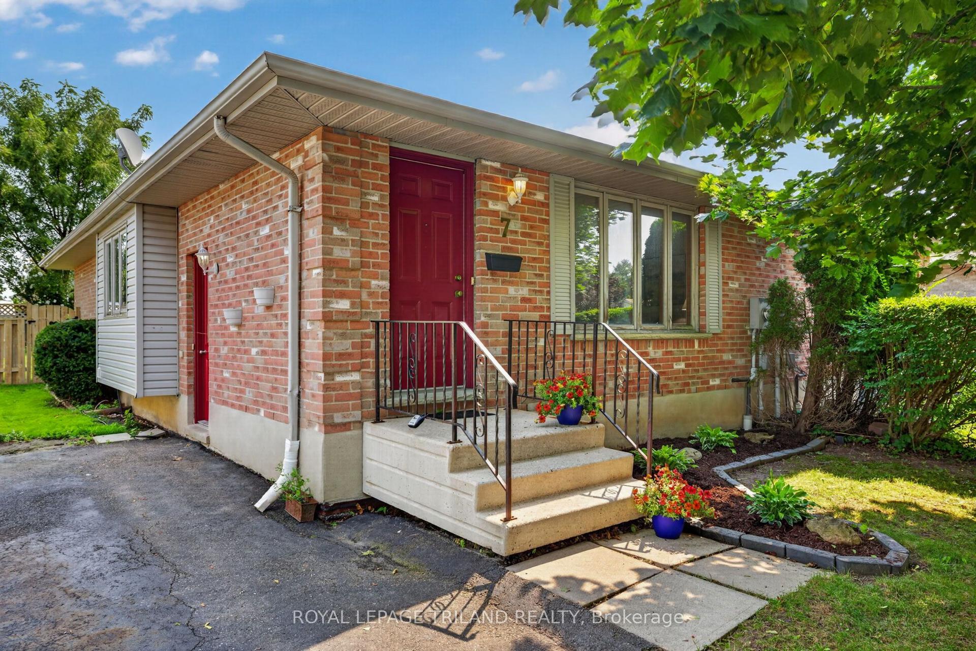 7 Fanjoy Drive, St. Thomas — Semi-Detached for sale, photo 1