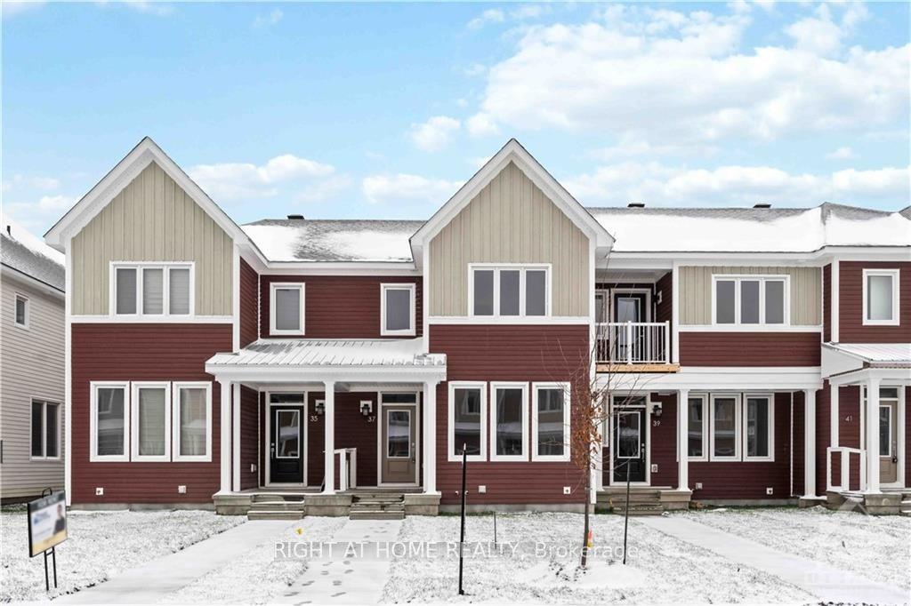 37 CHASING Grove, Stittsville - Munster - Richmond — Townhouse for lease, photo 1