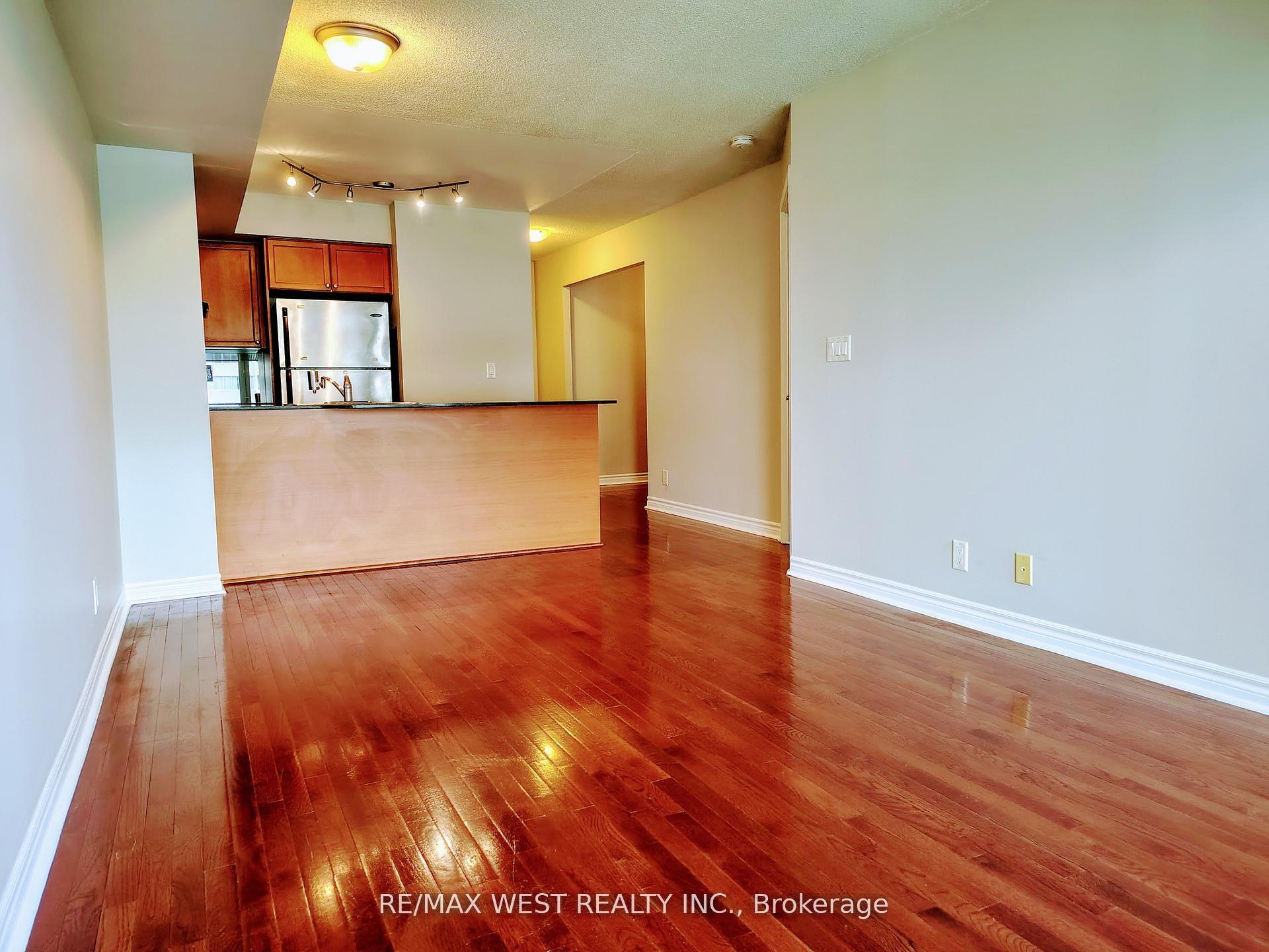 1 Elm Drive 1301 #1301 — photo 1