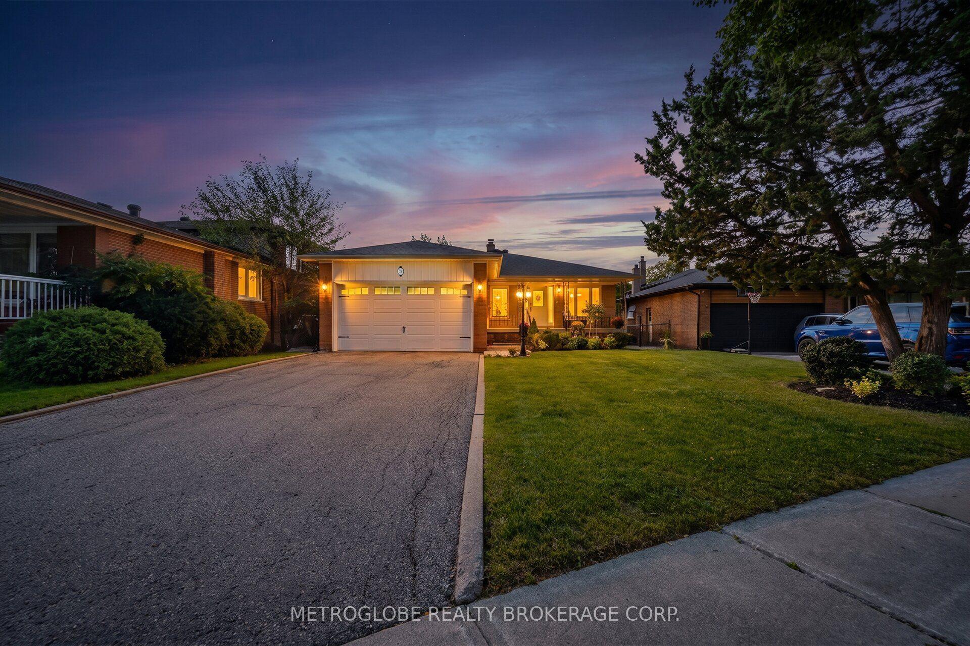 28 Eldorado Court, Toronto — Detached for sale, photo 1