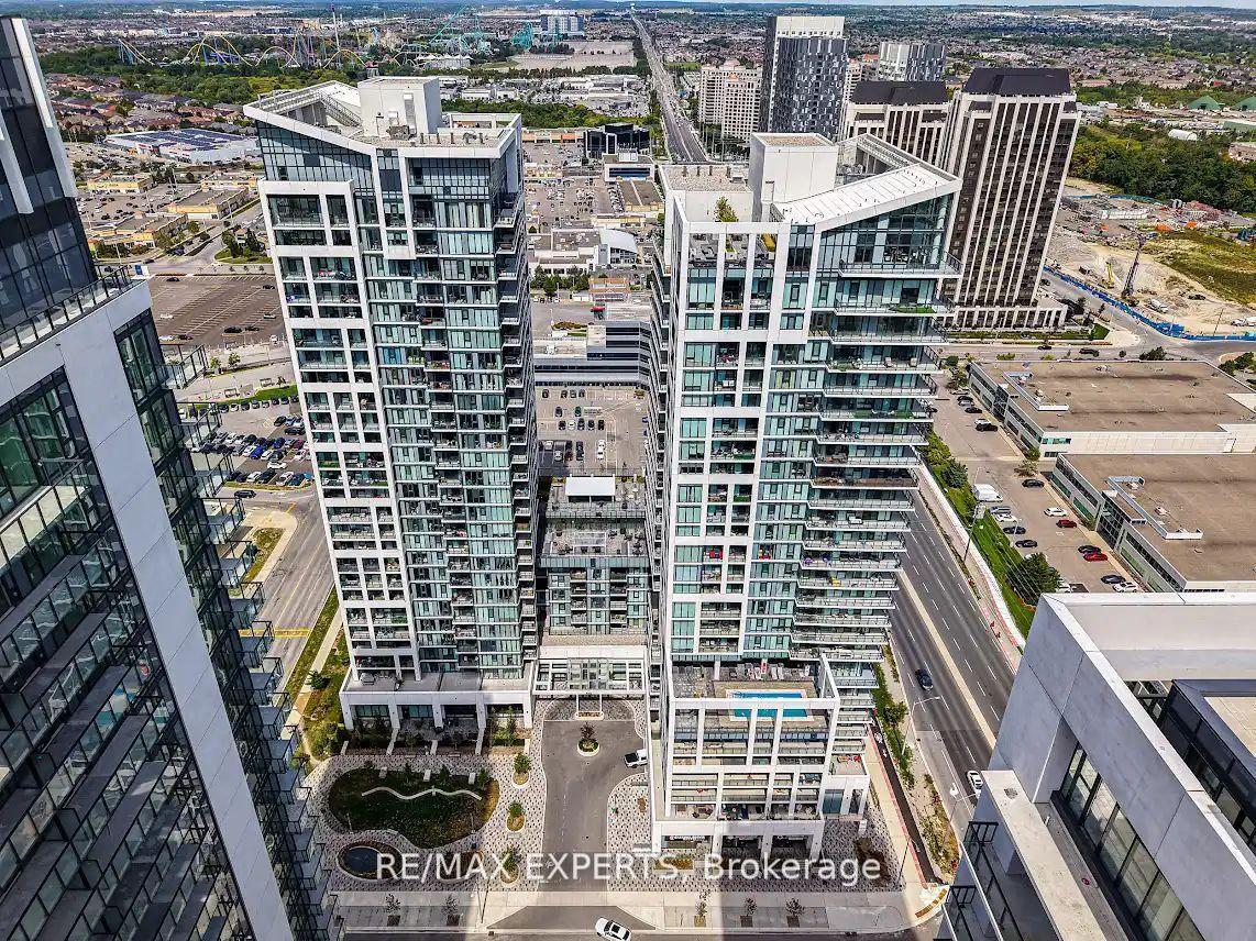 9000 Jane Street 221 #221 — photo 1