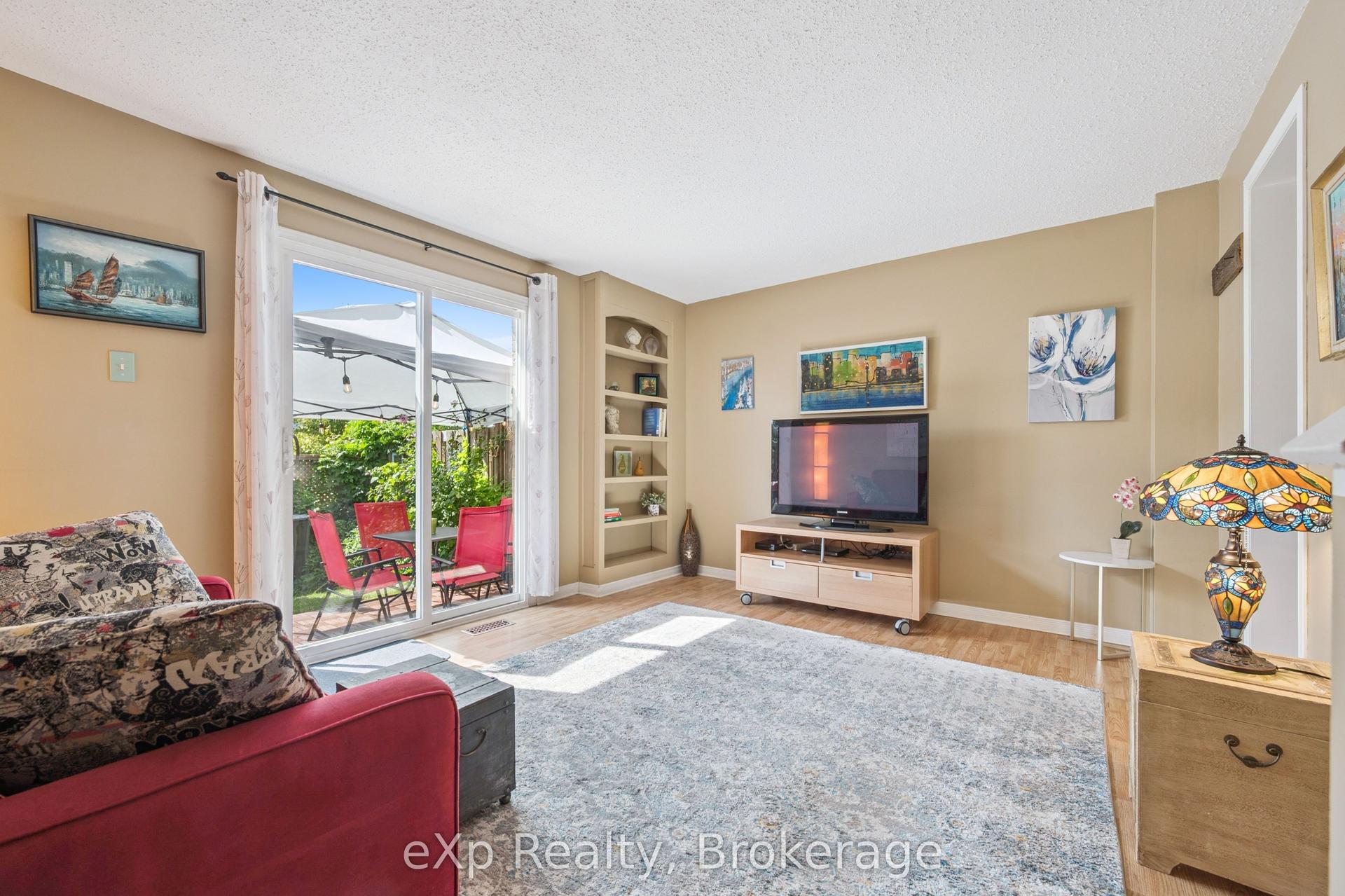 40 Silvercreek Parkway N 44 #44 — photo 1