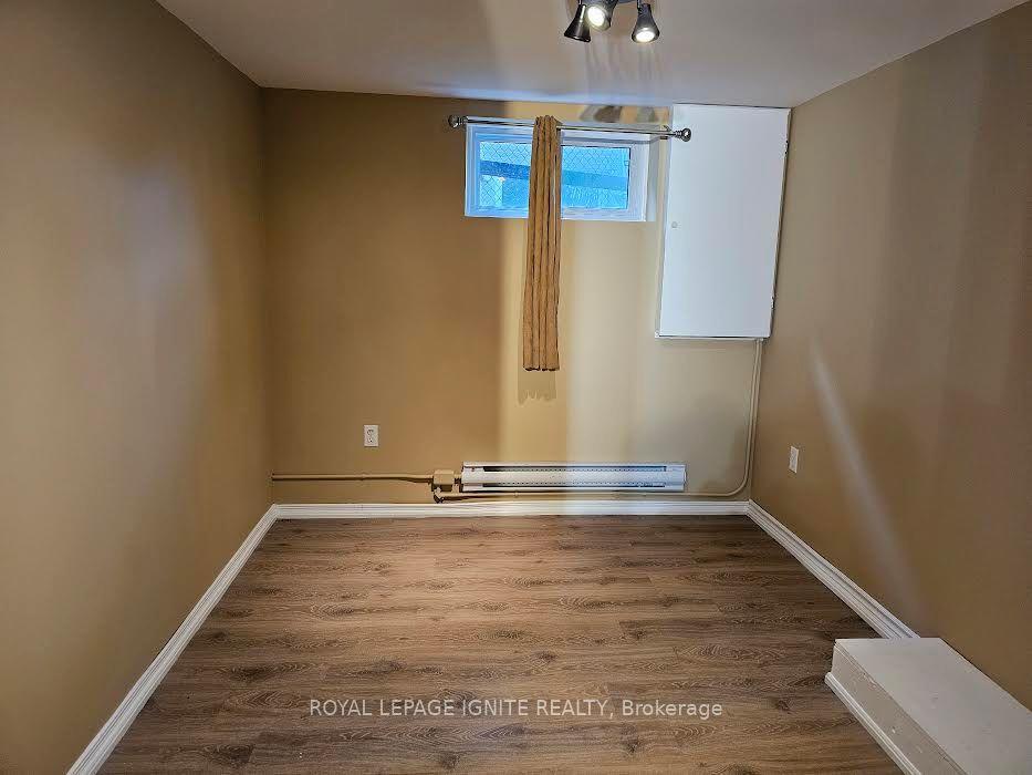 8 Mid Pines Road Bsmt #Bsmt, Toronto — Detached for lease, photo 1