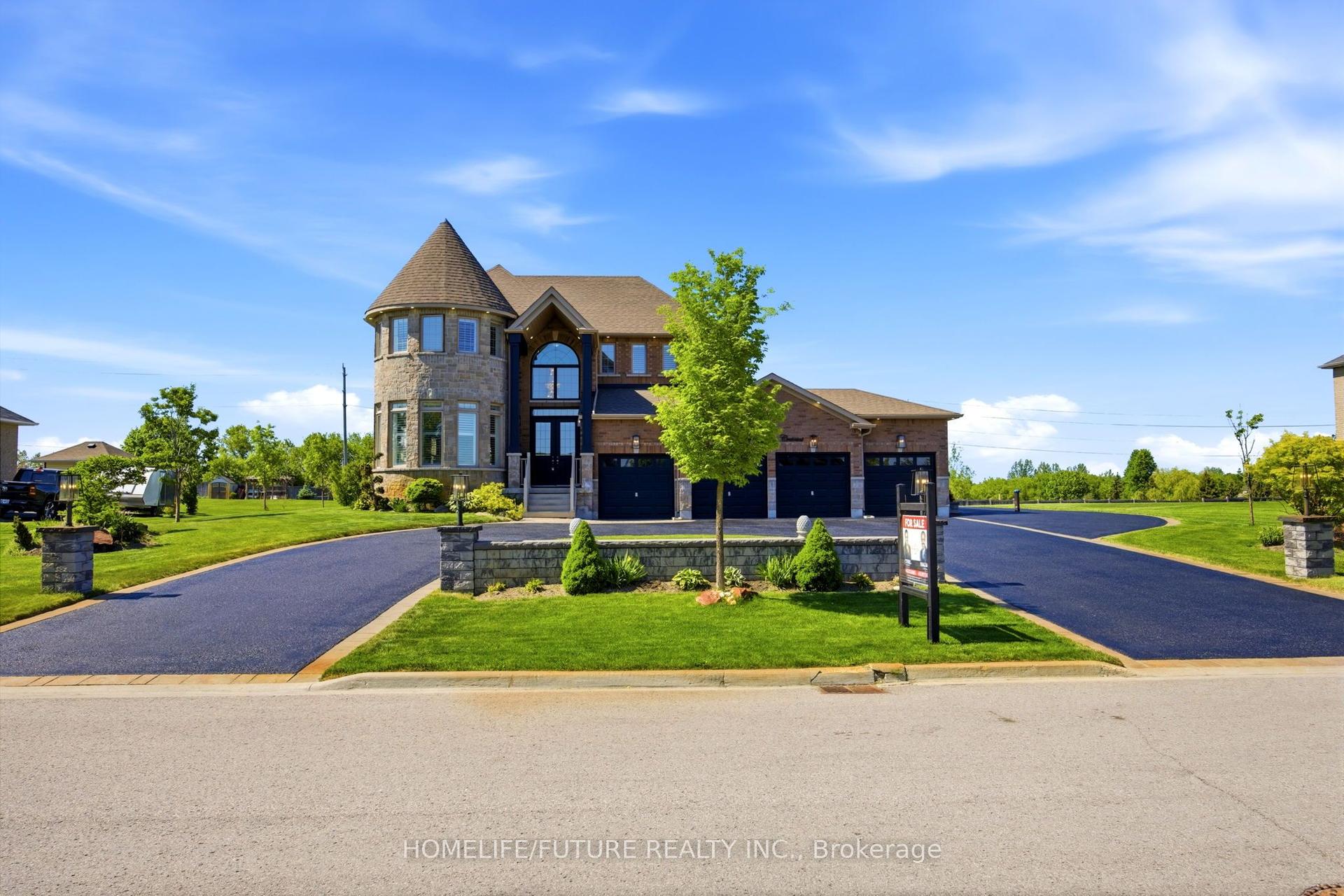 9 Stonesthrow Crescent, Uxbridge — Detached for sale, photo 1