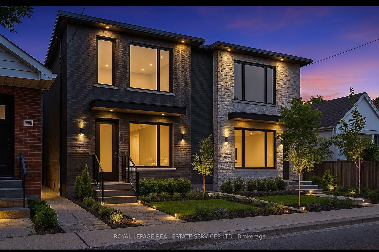 326 Lawrence Avenue W — photo 1