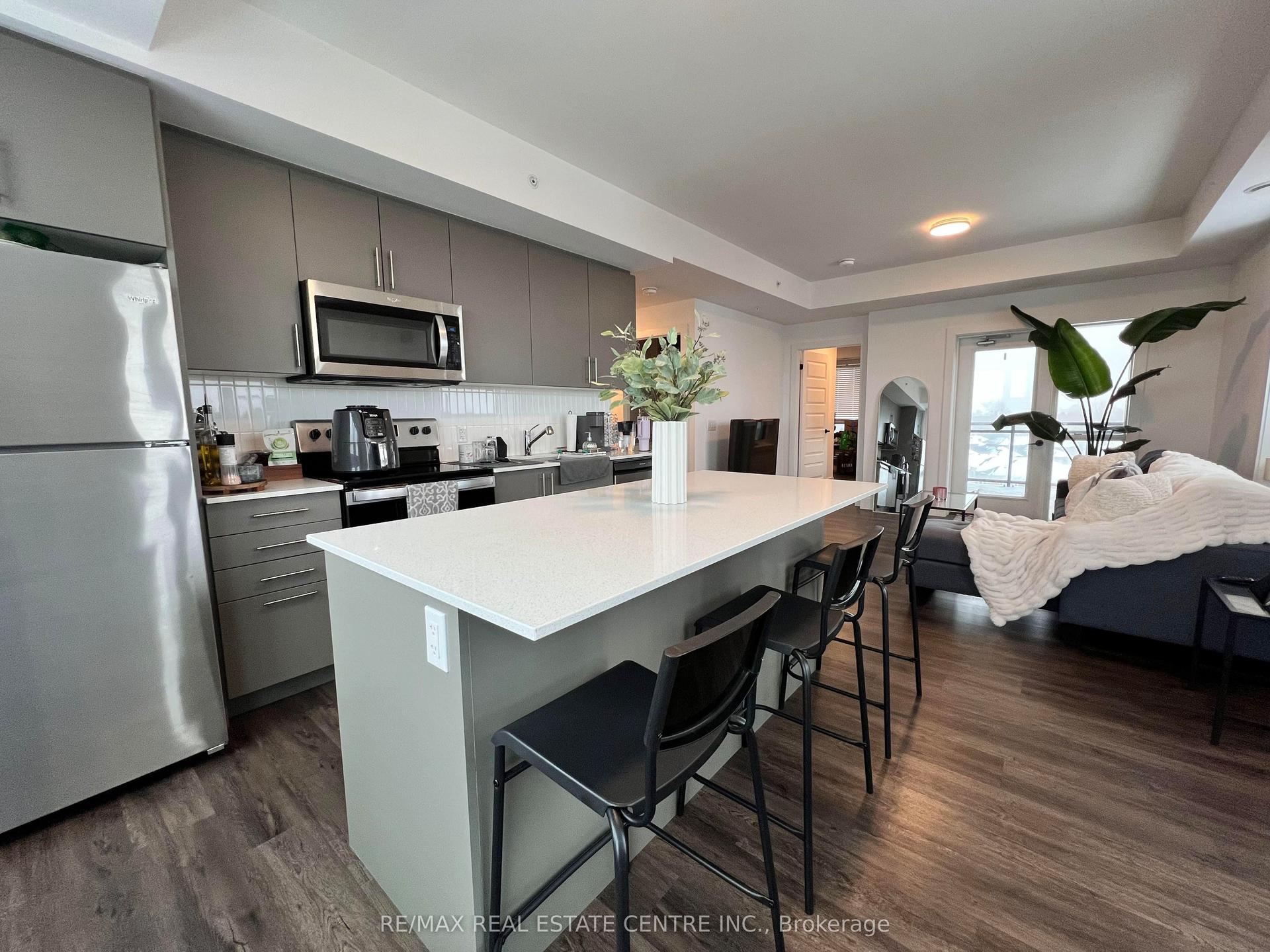 26 Lowes Road W 614 #614, Guelph — Condo for lease, photo 1