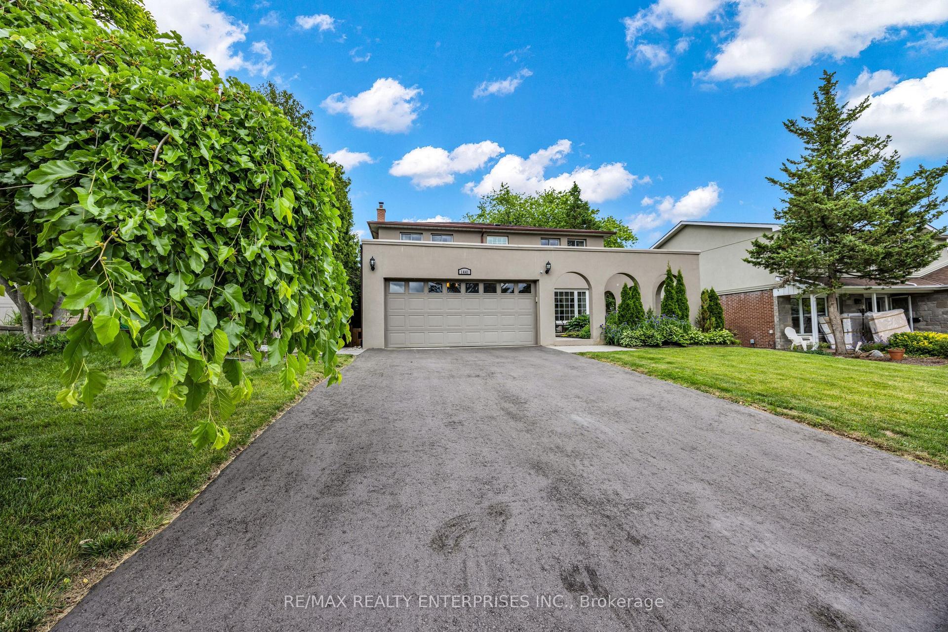 1441 Petrie Way — photo 1