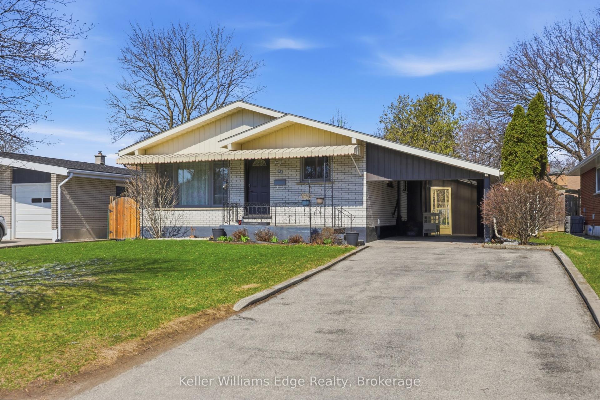 33 Buckingham Street — photo 1