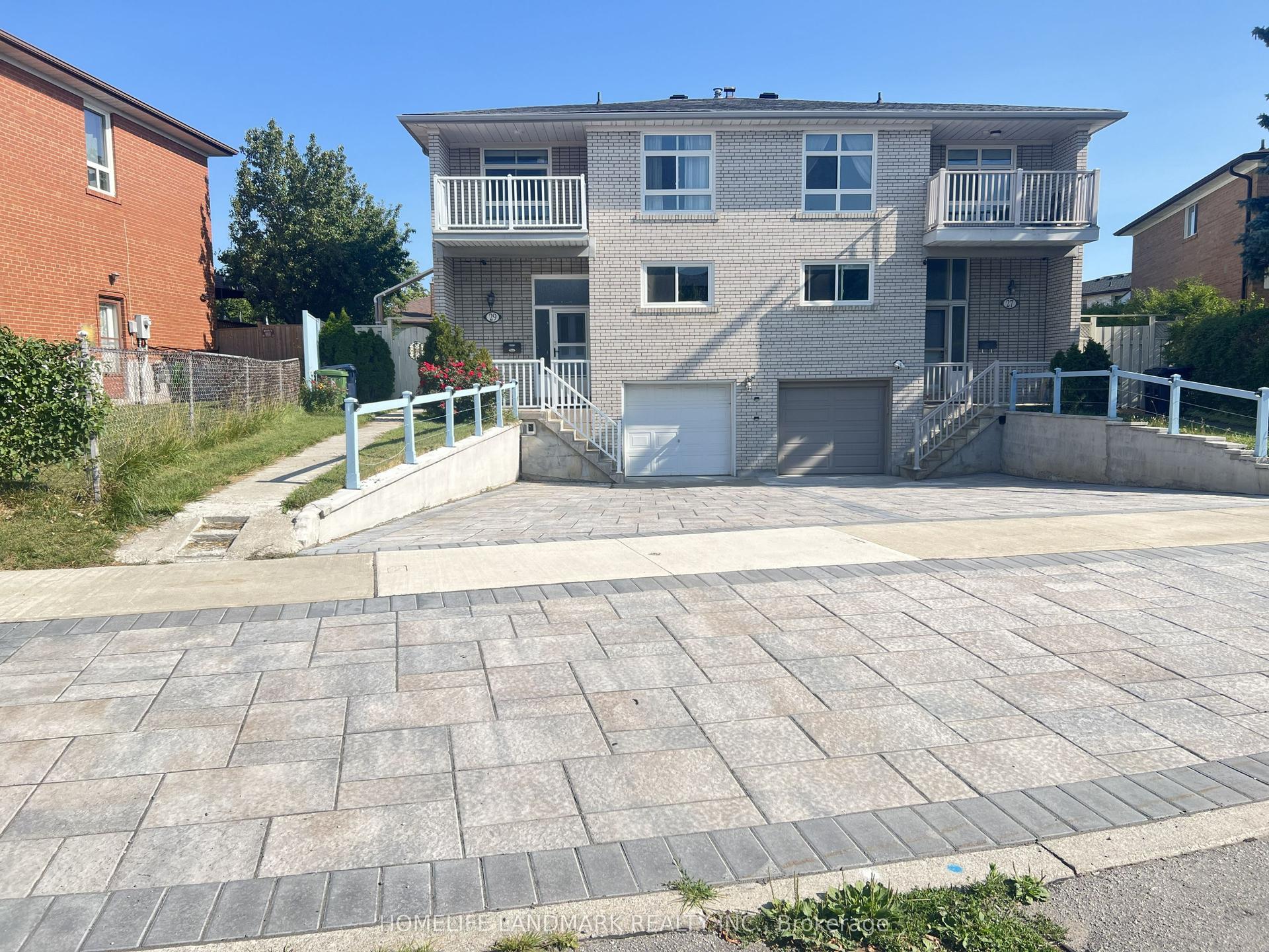 29 Tillplain Road, Toronto — Semi-Detached for sale, photo 1