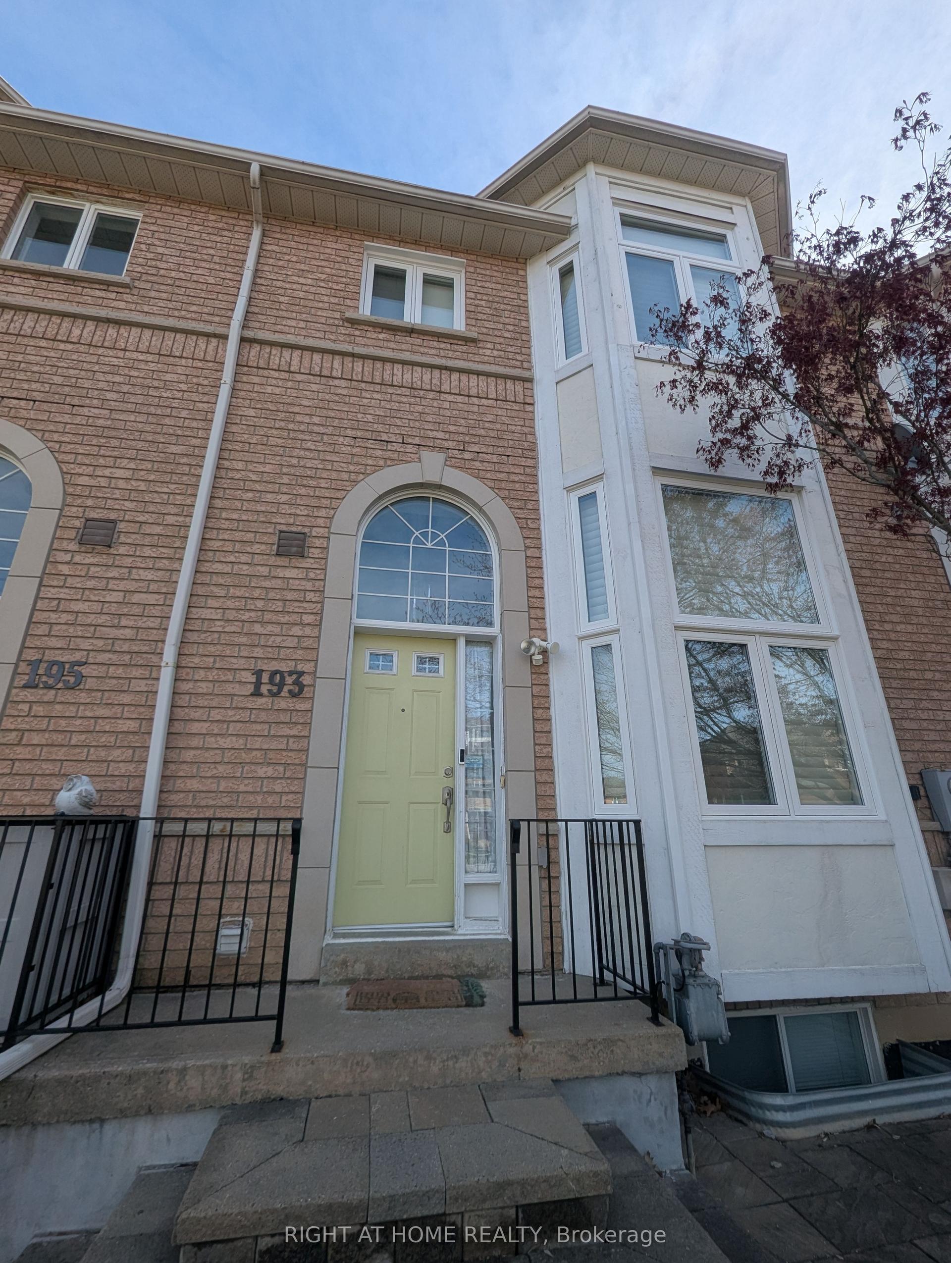 193 Shirley Drive — photo 1