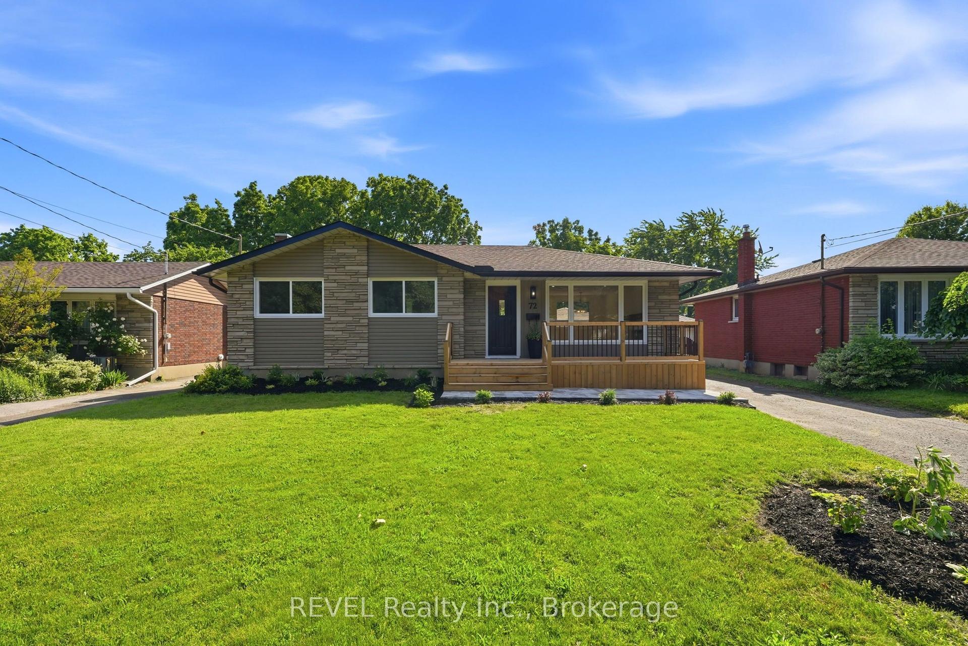 72 Prince Charles Drive — photo 1