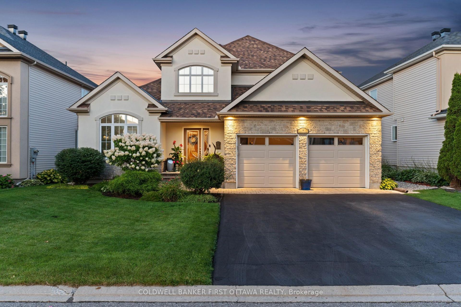 6 Blackshire Circle — photo 1