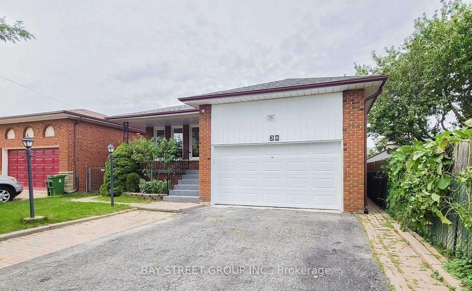 26 Glendinning Avenue Lower #Lower — photo 1